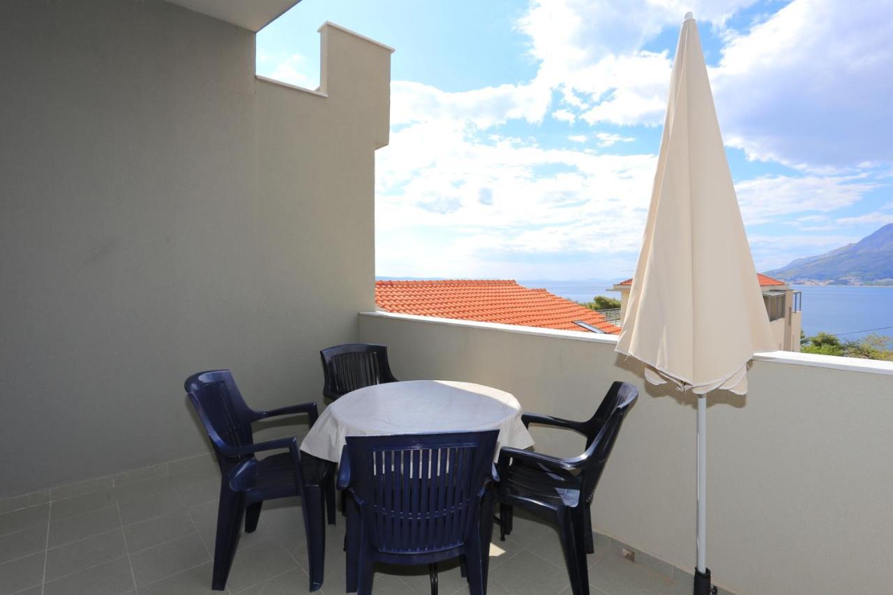 Apartments By The Sea Nemira, Omis - 17039 Tice Esterno foto